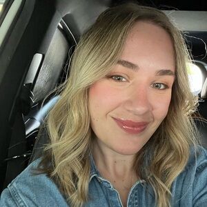 Meet your Posher, Courtney